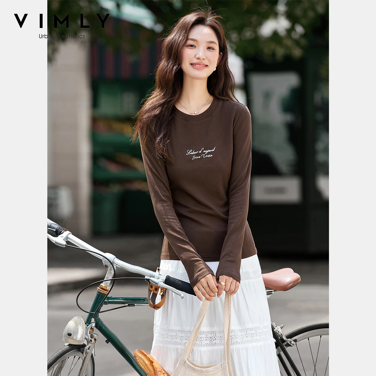 

VIMLY Cotton Woman Brown T-shirts Letter Printing O-neck Casual Ladies Tees 2025 Autumn Slim Ladies Long Sleeve Knit Tops A2060