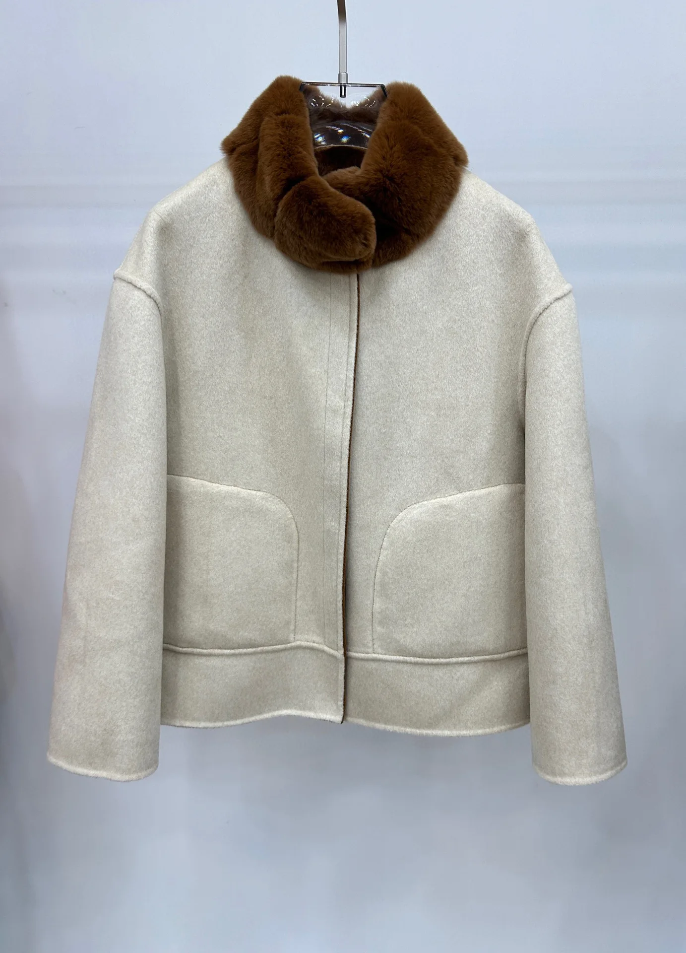 

New Fall/Winter Full Wool Cashmere Reversible Coat With Detachable Real Mink Fur Collar, Short Reversible Tweed Jacket