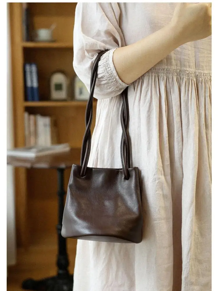 

outdoor party genuine leather women's small bucket shoulder bag simple casual handmade luxury cow leather female crossbody bag