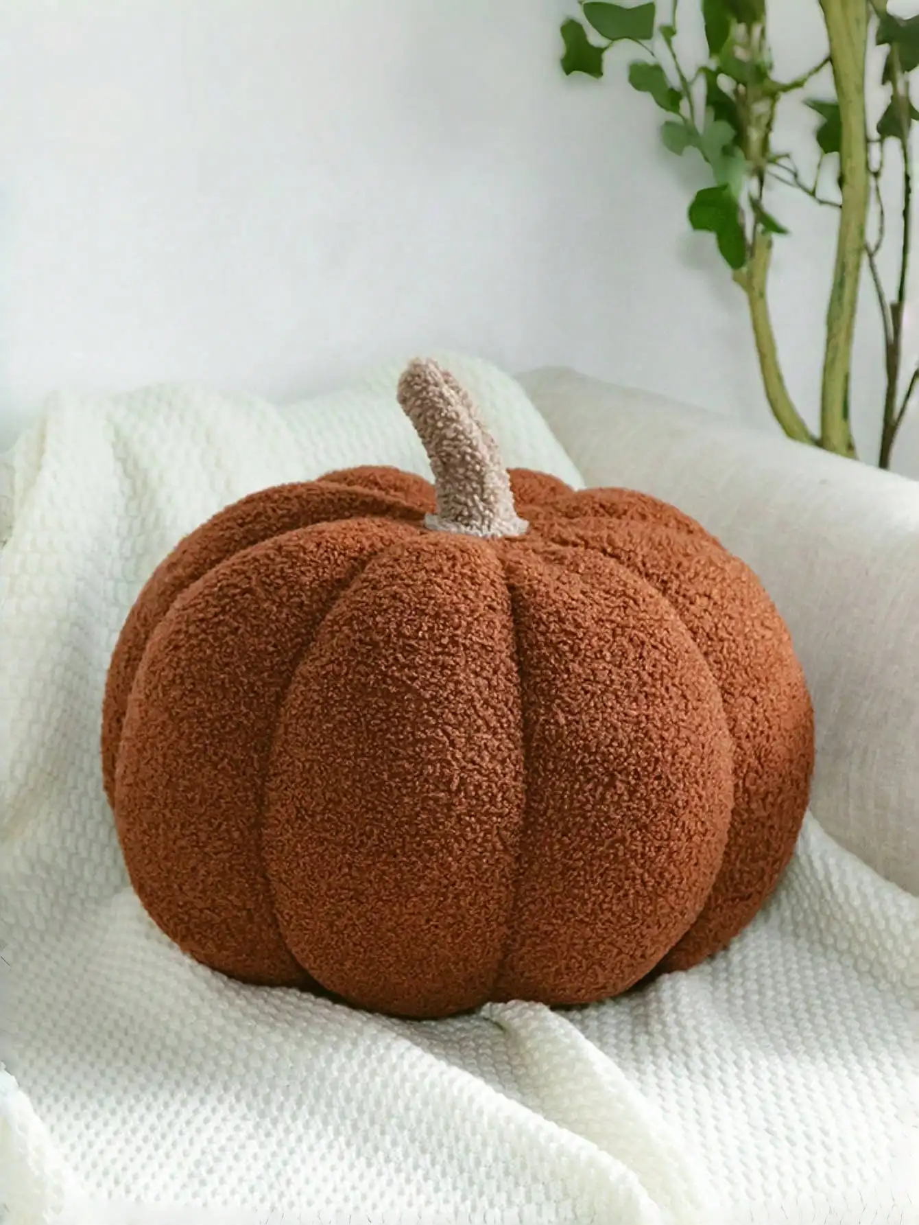 Pumpkin Throw Pillow, Soft And Cute Halloween Pumpkin Decorative Pillow, Adds Festive Atmosphere To Your Home Decor. This Pumpkin Throw Pillow Is Perfect For Bedroom Or Sofa Cushion, Making It An Excellent Halloween Gift For Friends And Family.