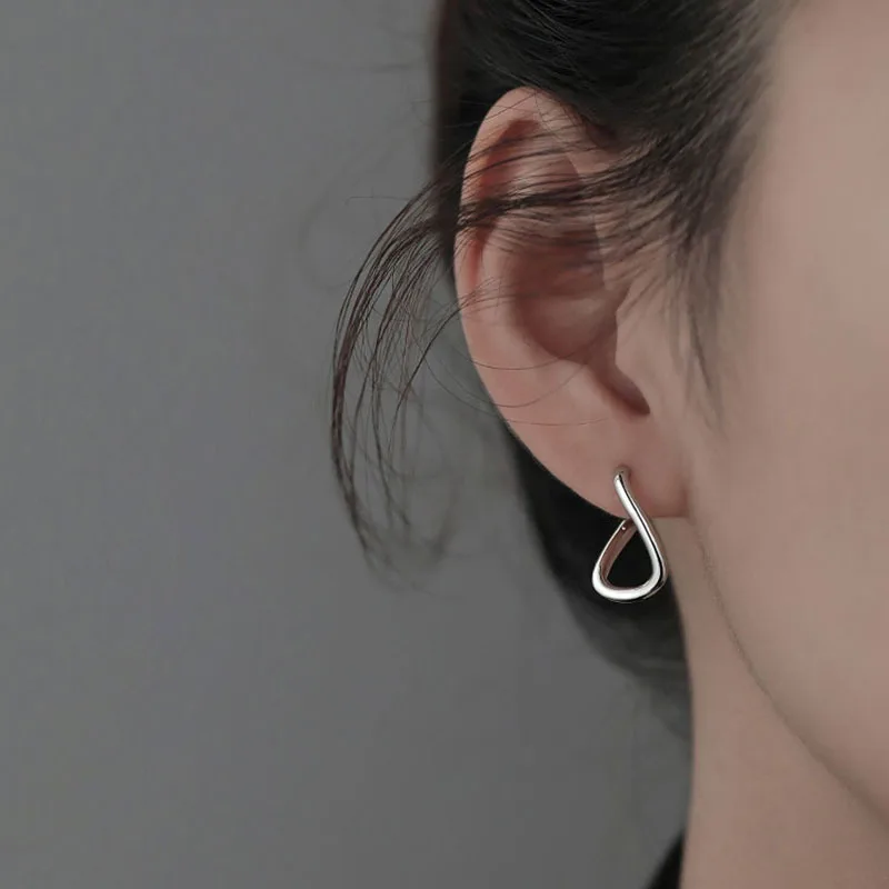 Suo Ring: L'Orecchino A Cerchio Coreano Che Ha Cambiato Il Mio Stile Estivo