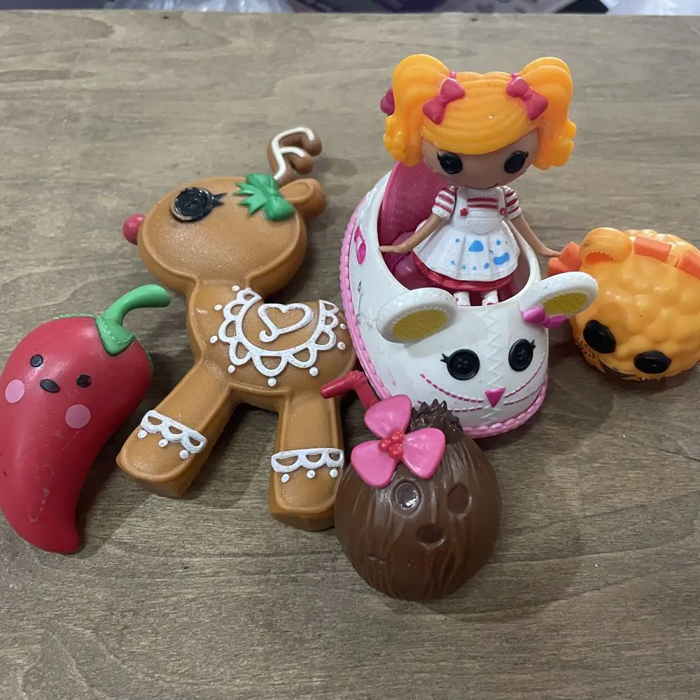 lot of 6 Mini Lalaloopsy Doll Holly Sleighbells' Reindeer & Mouse Car Coconut Pepper for Children Girls Doll Cute Figures