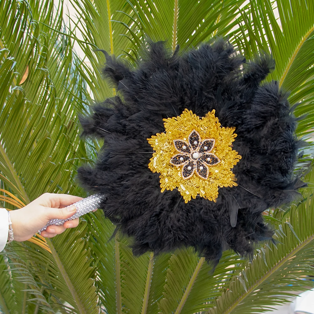 2025 Black Round Turkey Feather Hand Fan for Women Masquerade Ball Festival Cosplay Stage Performance Photo Prop Vintage Style