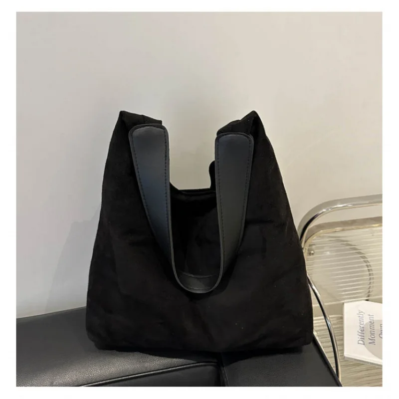 حقيبة يد نسائية جديدة ذات سعة كبيرة غير رسمية على الطراز الكوري بتصميم كلاسيكي من جلد الغزال بكتف واحد