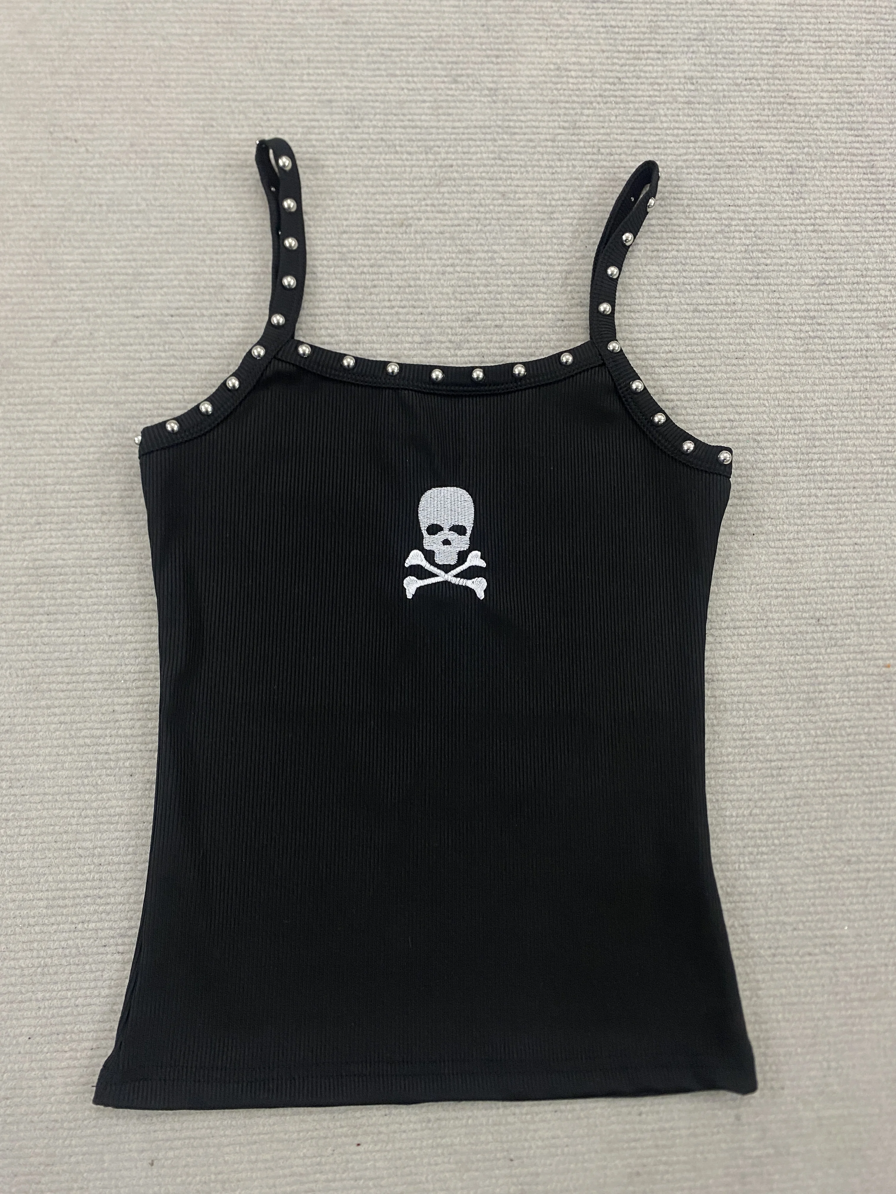 Sweet Cool Hot Girl Gothic Tank Top, European American Ins Skull Rivet, Street Sexy Unique Crop Top for Women Y2K Subculture Ins