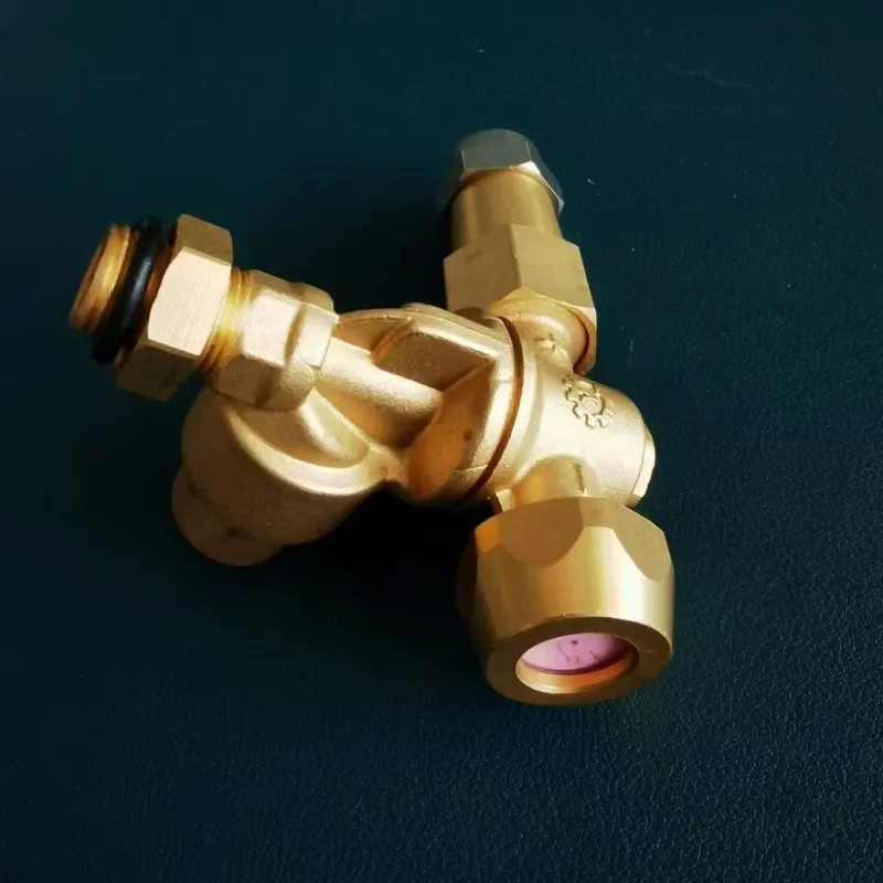 Hot Sell Fountain Atomizing Nozzle Bottles 1/2