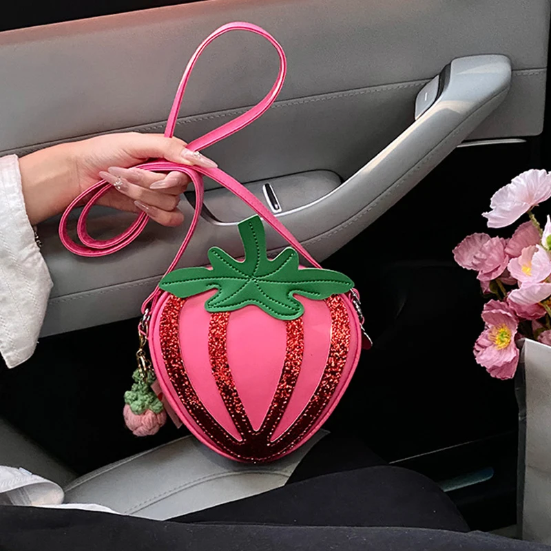 

Fashionable Strawberry Crossbody Bag New Style Exquisite Fruit Shoulder Bag Mini Versatile Lipstick Bag Personalized Women's Bag