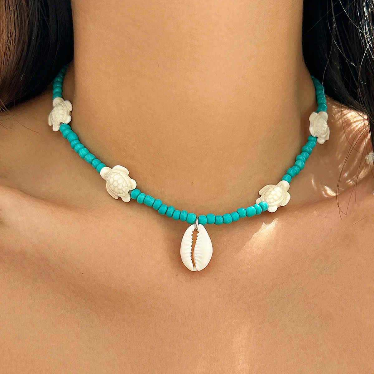 Seed Bead Necklace with Starfish and Shell Pendants Vintage Style Bohemian Beach Vacation Lightweight Jewelry Women