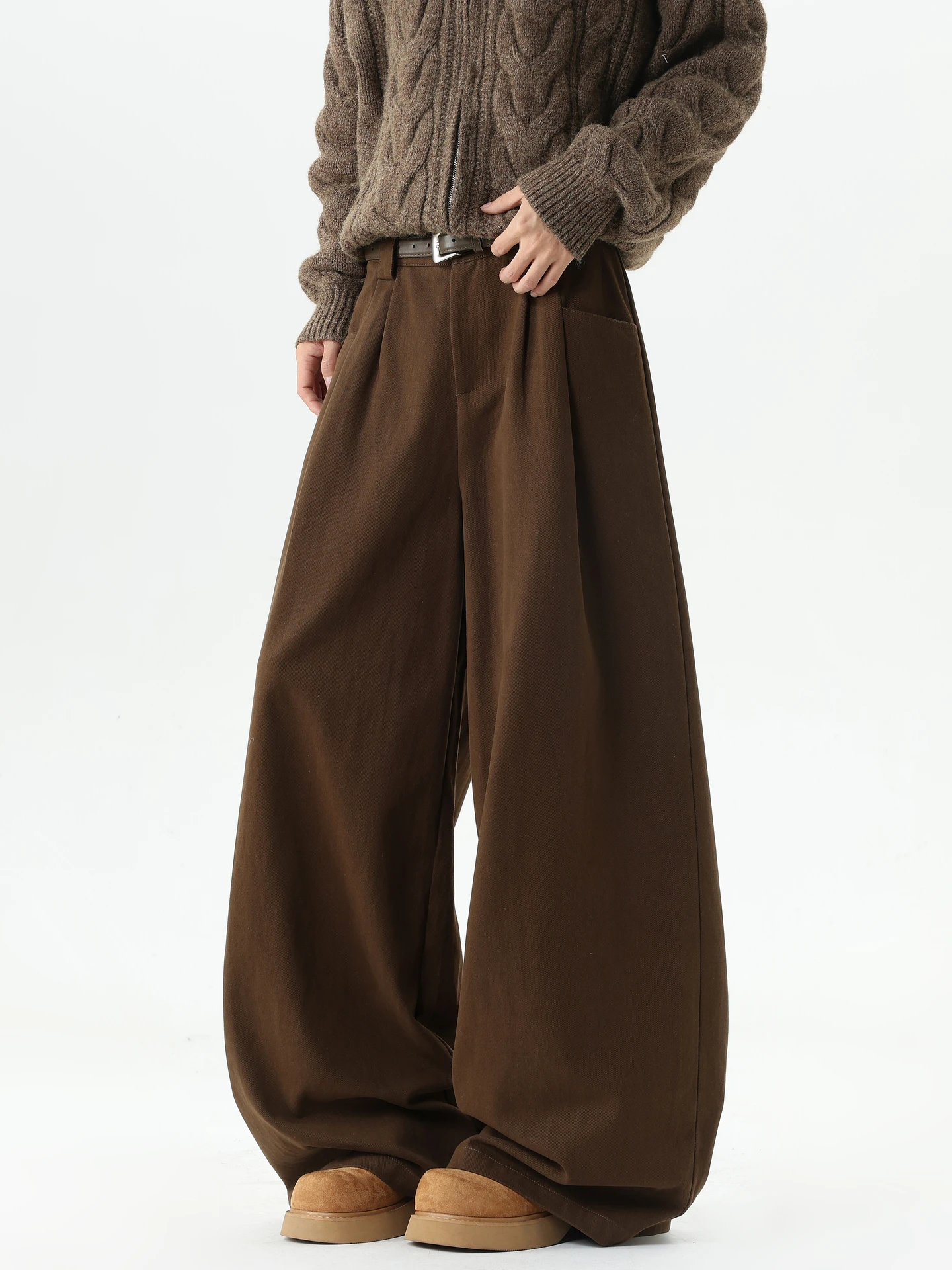 

Retro American Pure Color Pleated High-End Casual Pants Men Loose Versatile Wide Leg Knife Jeans Youth Trendy Wear Resis...