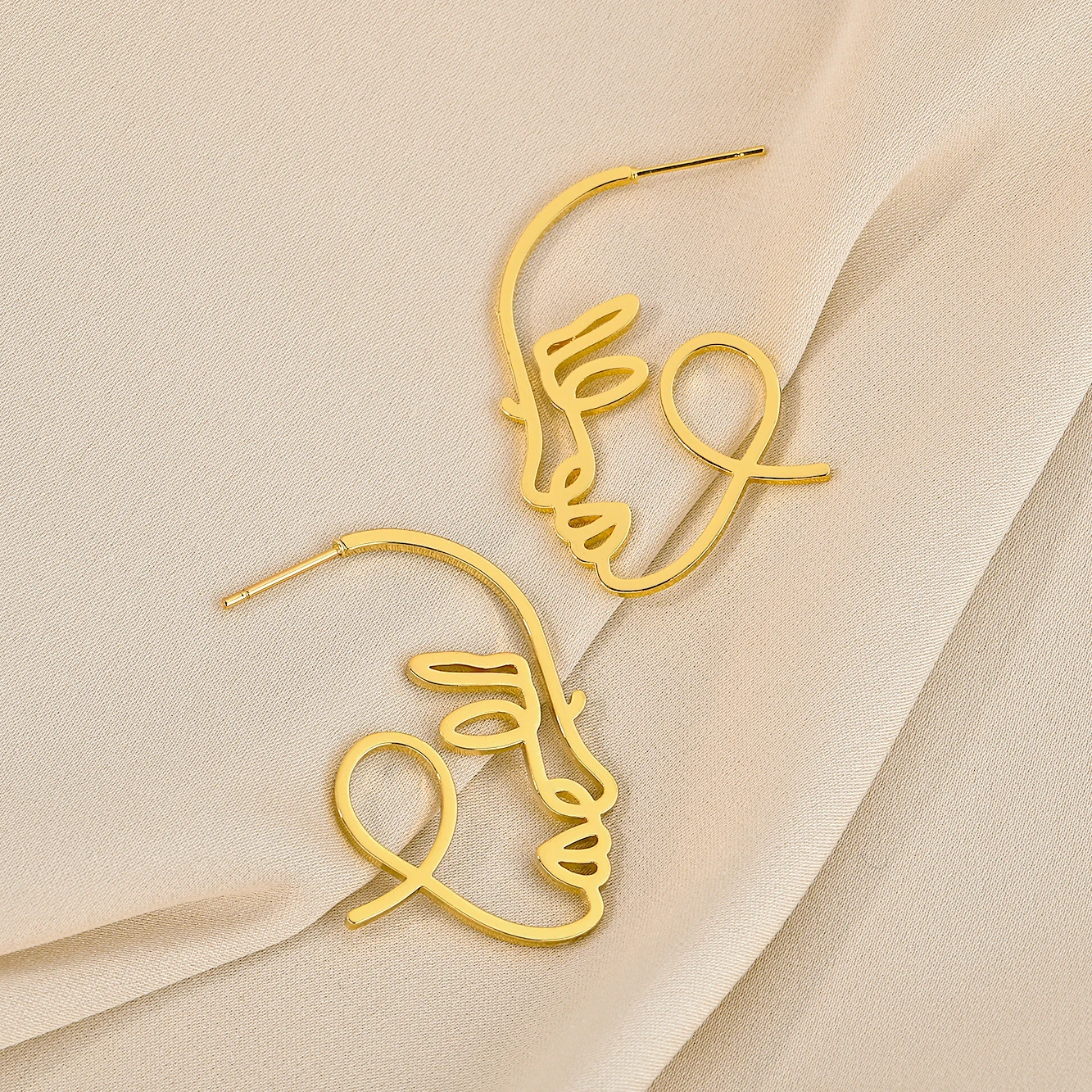 Fashion Lady Face Ear Stud Trend Stainless Steel Earrings for Women Girl Personalize Vintage Aesthetic Jewelry Set Accessories