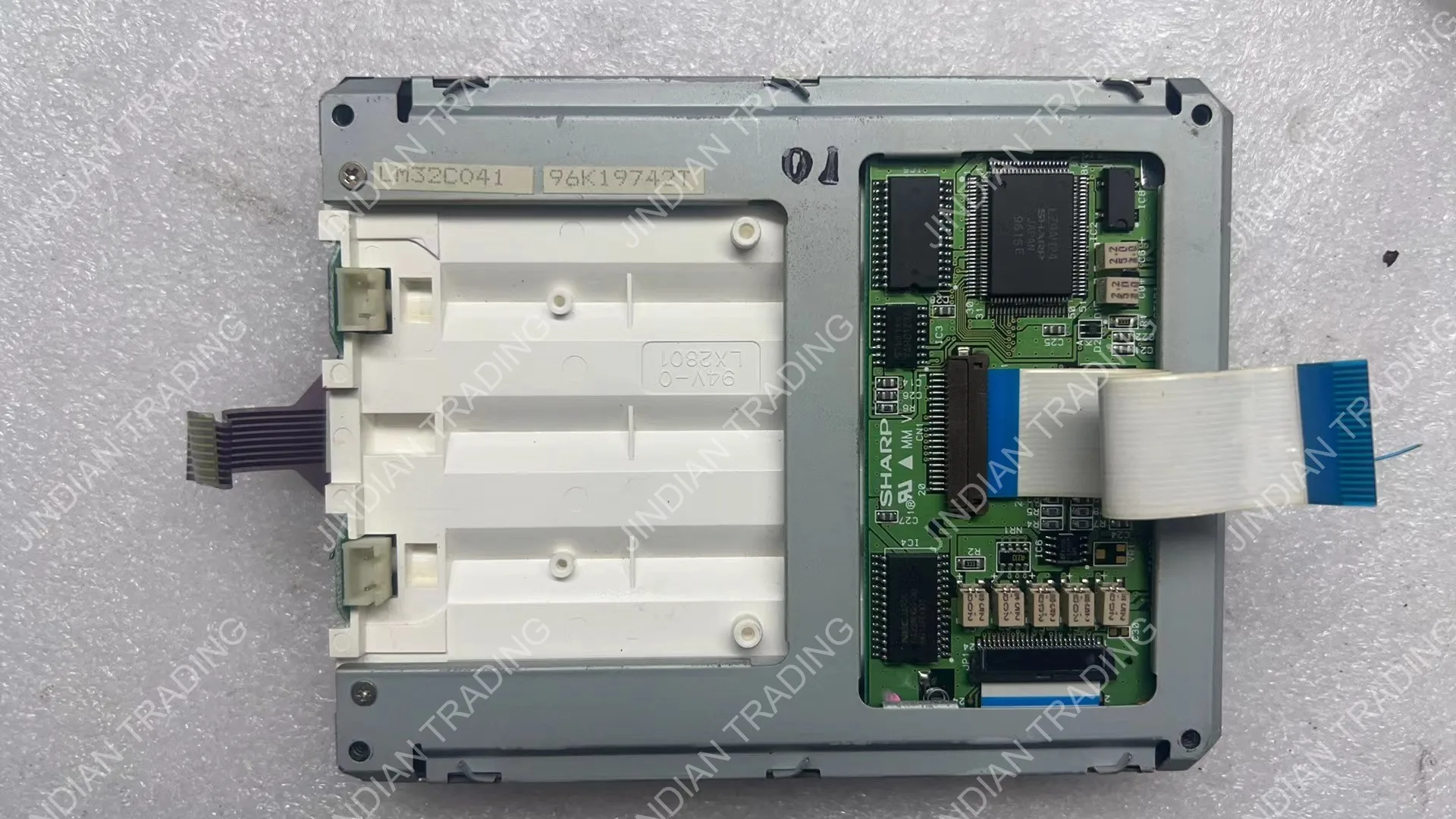 

LM32C041 5.5" 320*240 CCFL CSTN-LCD Display Modules