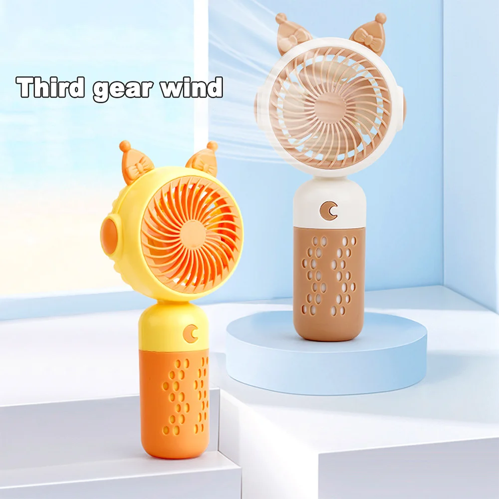 مروحة محمولة صغيرة كرتونية جديدة مع أضواء USB قابلة لإعادة الشحن وتدوم طويلاً ومحمولة للسفر ومروحة صغيرة قابلة للتدوير