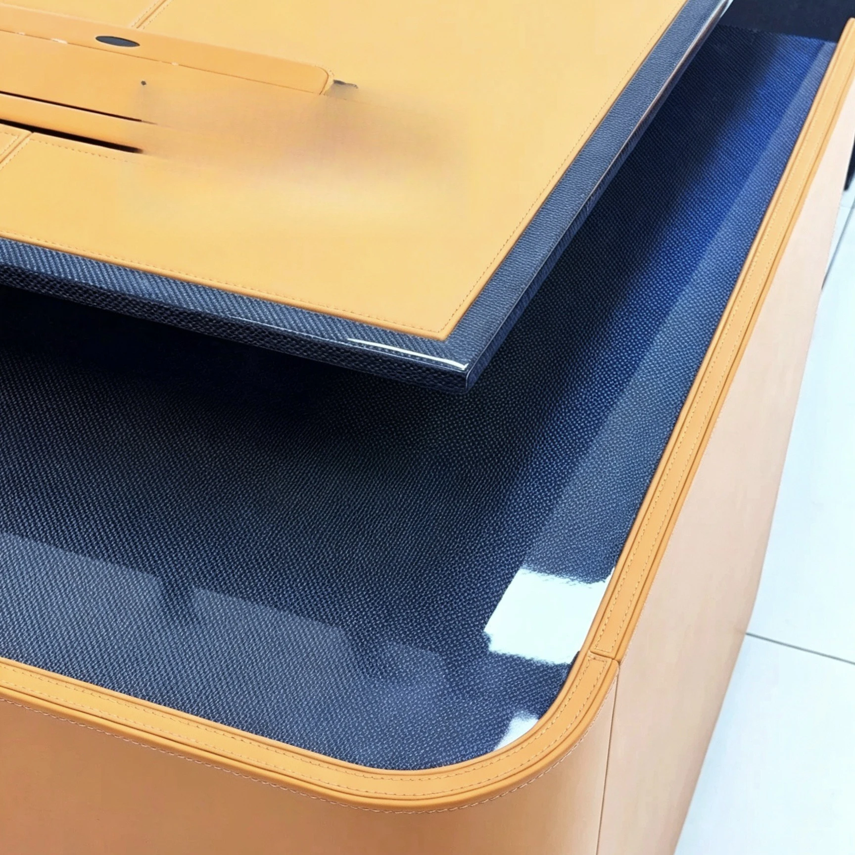 Italian light luxury desk business club boss president high-end carbon brazing short sub-cabinet model
