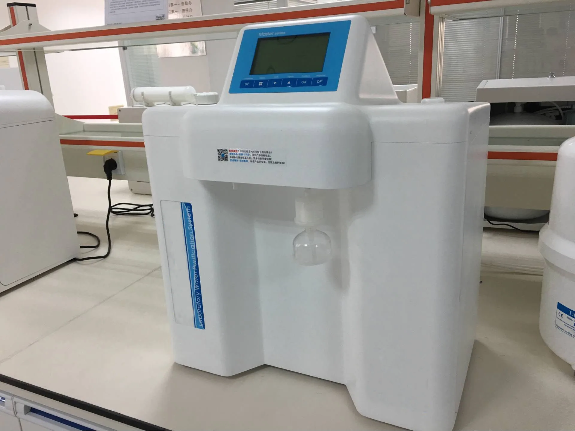 -Laboratory Water Treatment Ultra Pure Machine Edi Series Lab Deionized Water P…
