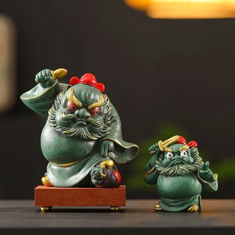 Zhong Kui Figurine Feng Shui Desktop Ornament Resin Craft Lucky Guardian Statue for Office Desk Colleague Gift Home Decor
