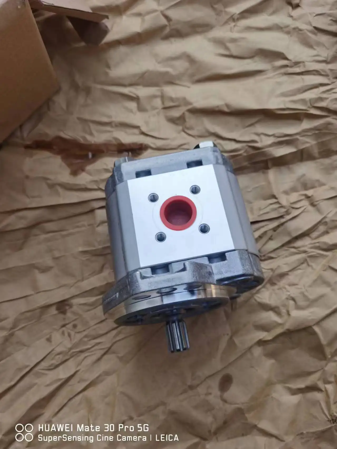 Pompa idraulica 31LB-40500 Pompa a ingranaggi moderna per caricatore 31LB40500 per parti di macchine edili HL770-9S