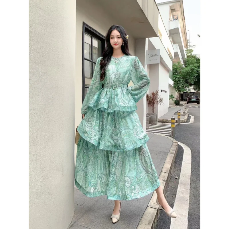 

2024Autumn New French Style Retro Elegant Long Sleeve Dress Women's High-Grade Waist Slimming Cake Dress