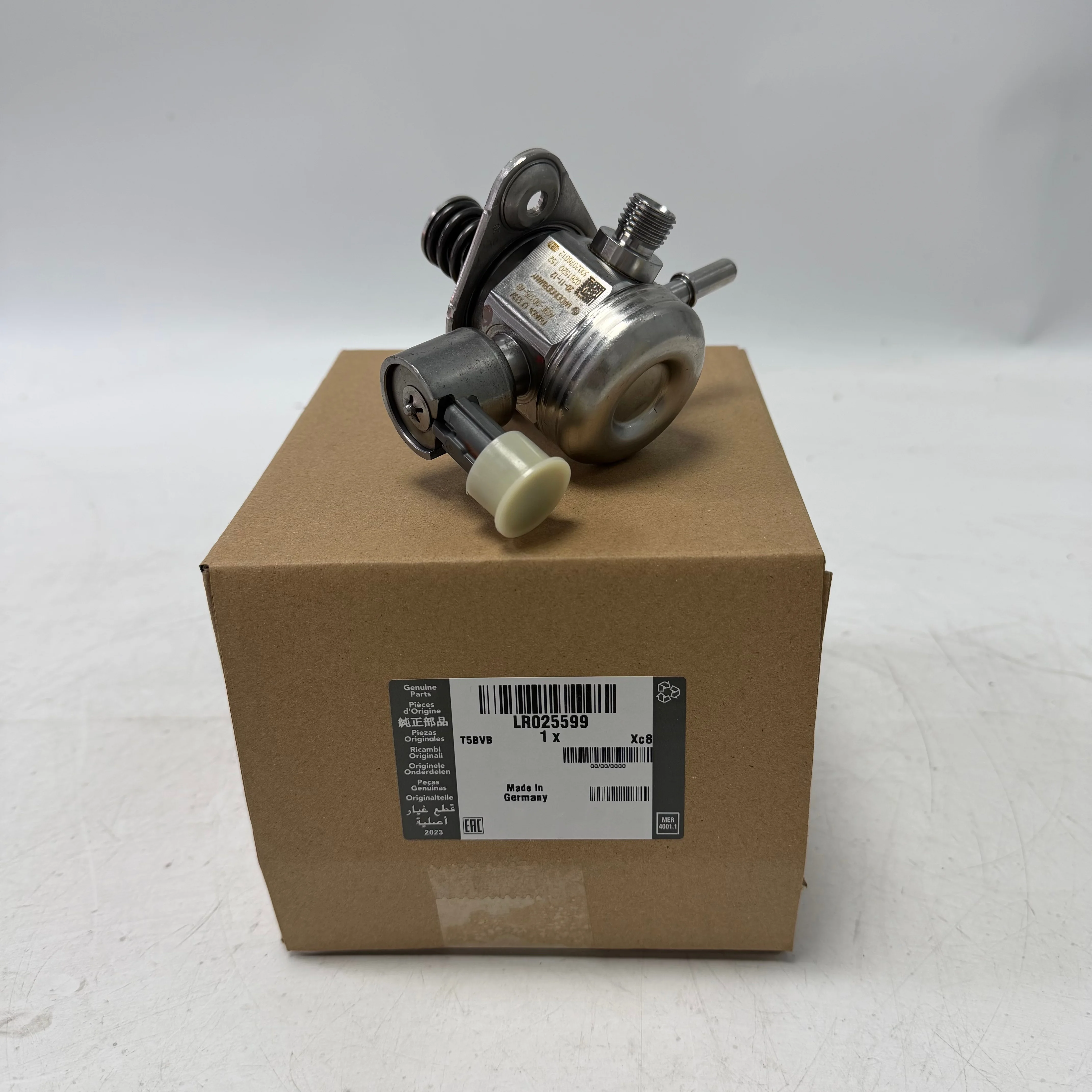 ORIGINAL LR025599 LR030860 High Pressure Fuel Pump For LAND ROVER DISCOVERY L550 FREELANDER 2 L359 RANGE ROVER EVOQUE L538 2.0L
