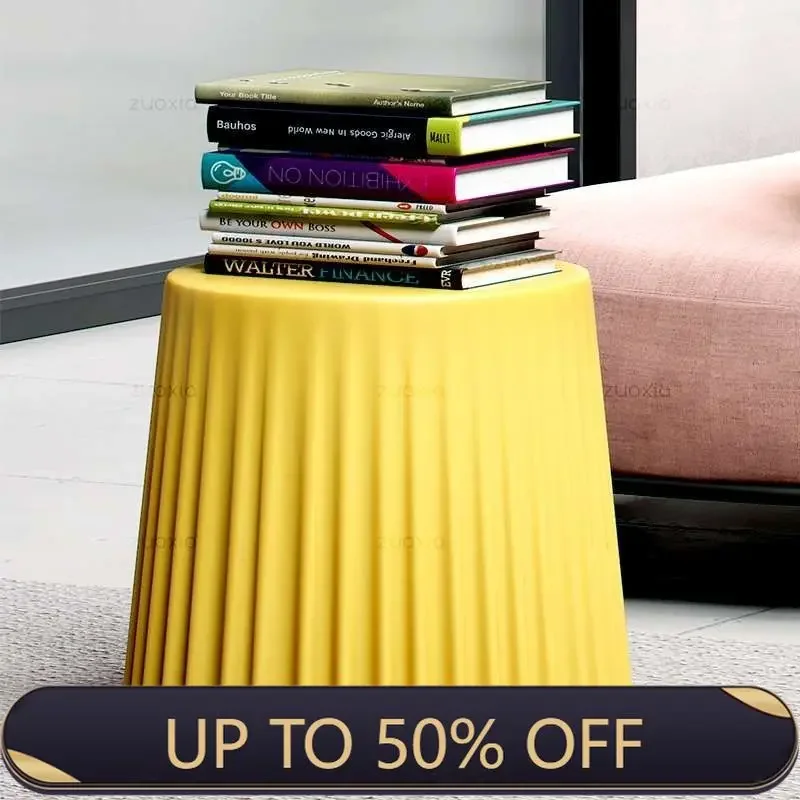 Nordic Coffee Table Simple Modern Living Room Sofa Side Table Home Bedroom Bedside Round Tables Creative Study Corner Tables