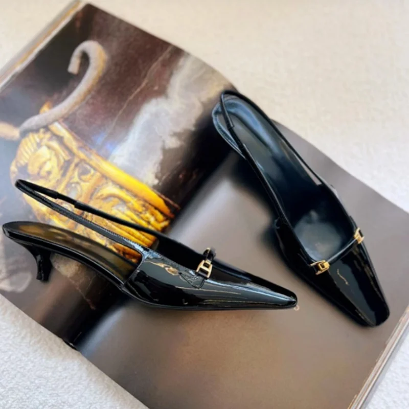 

2025 Spring New Women's High Heels Wrapped Toe Square Toe Low Heel Metal Decoration Designer Elegant Office Women Sandals