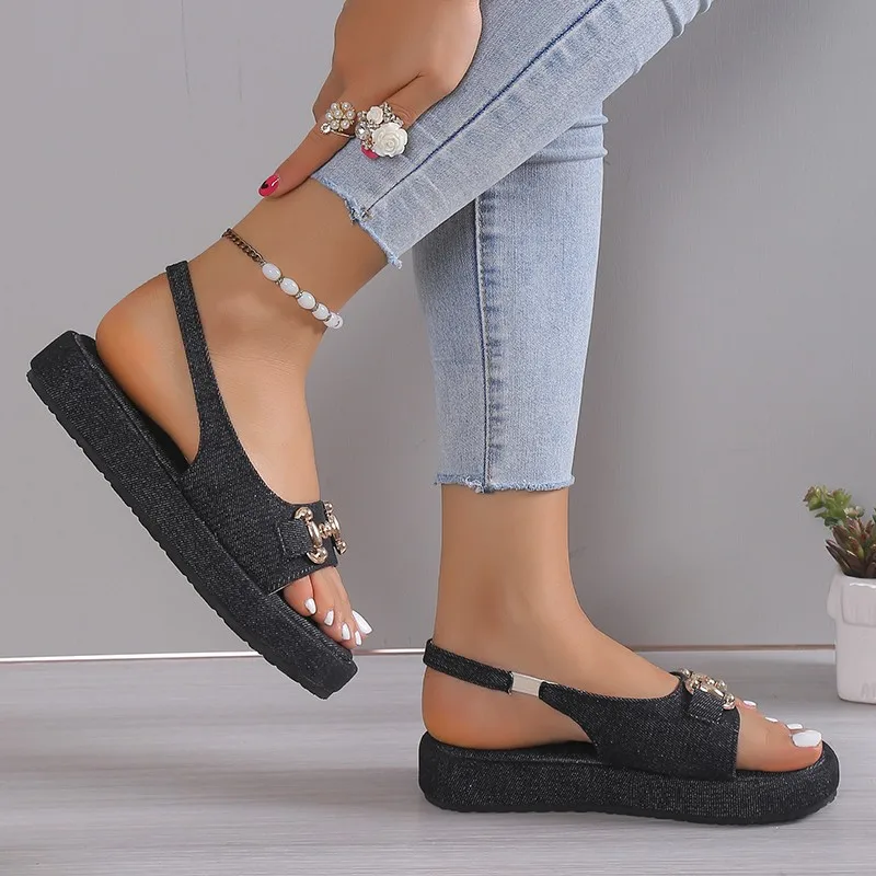 Shoes for Women Summer Fashion 2024 Women\'s Shoes Thick Sole Slippers Chain Casual Outdoor Fashion Sandals Platform Shoes 36-43