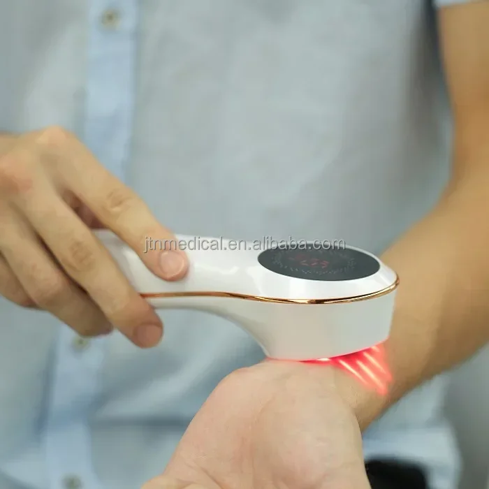 2024 best selling Home Use Medical Portable Handheld Pain Relief Device 650nm 808nm Cold Laser Therapy For Pain Machine
