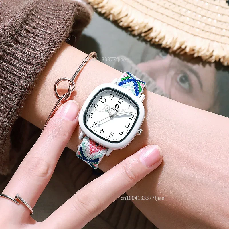 Simple Ladies High Quality Ethnic Style Woven Watch Fashion Women Canvas Strap Quartz Wristwatch Sweet Student Gifts Relogio