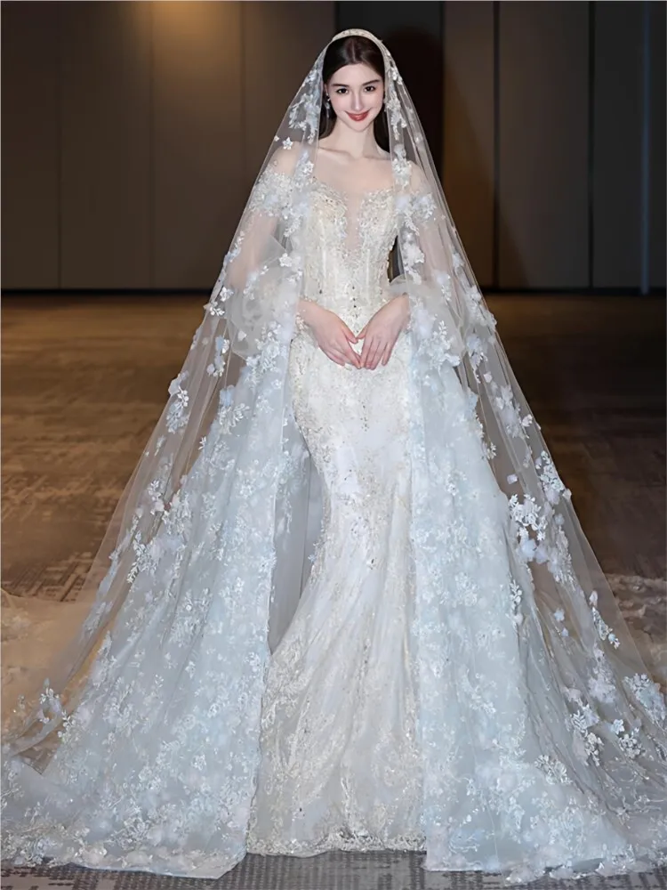 

A new fish-tail light luxury heavy industry toasting welcoming and leaving dress with chiffon feel