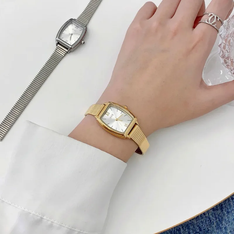 Fashion simple square ladies watch Korea exquisite small dial stainless steel ladies watch waterproof watch for women