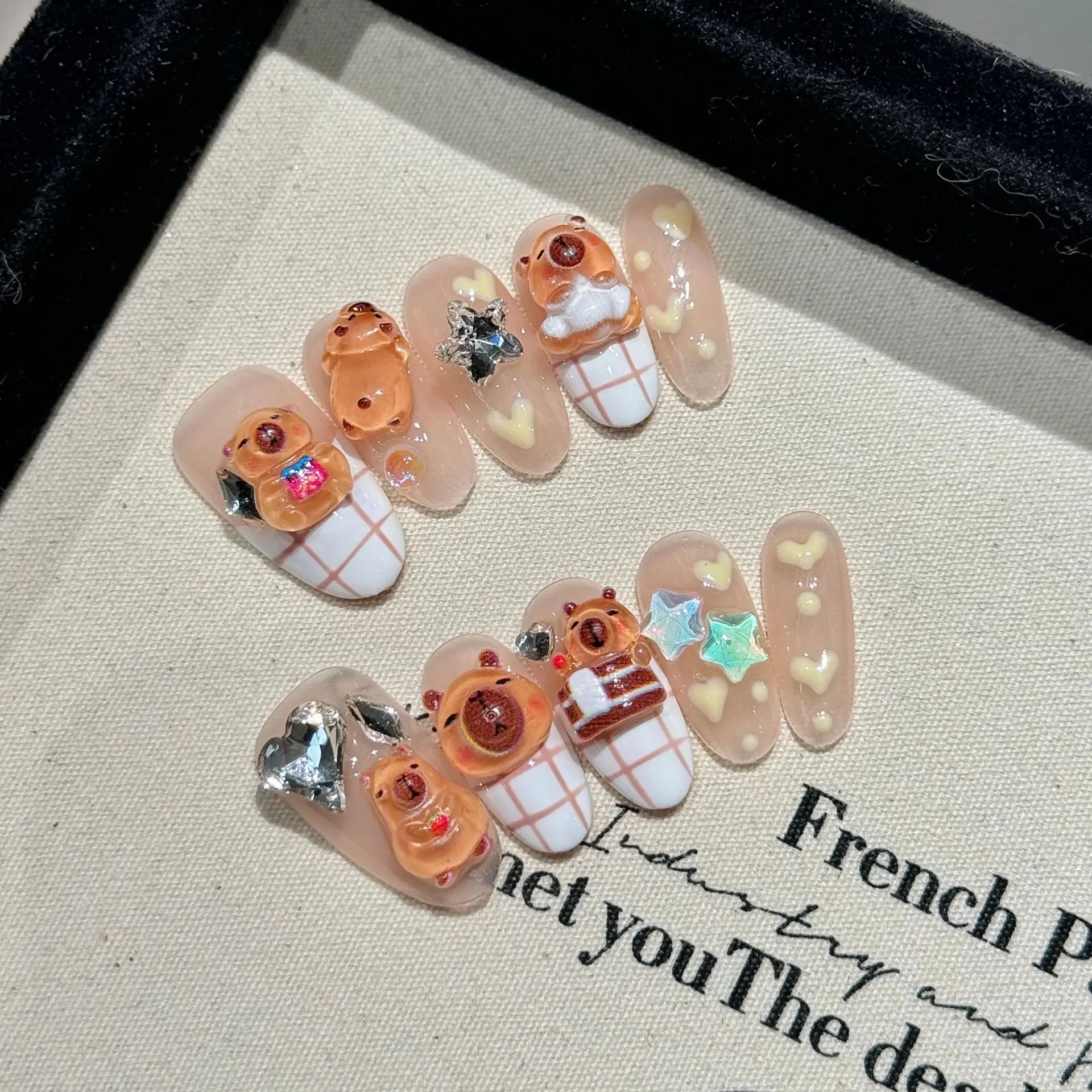 10pcs Pure Hand Pressed Oval/Coffin Nail Art,Nice Fake Nails,Lapibala With Shining Love Diamonds And Stars,Suitable For Women