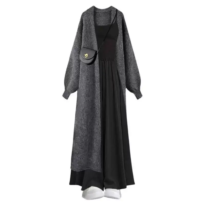 Jesienno-zimowy nowy koreański długi płaszcz dzianinowy, czarny top na ramiączkach + spodnie casualowe, elegancki damski zestaw 3-częściowy