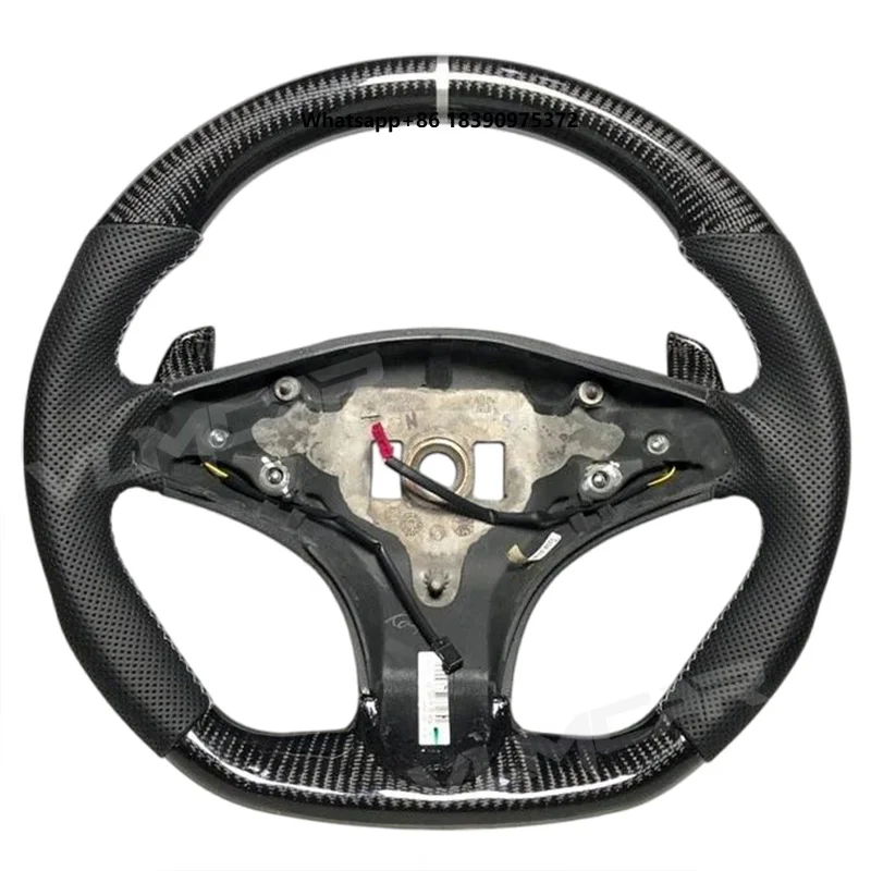 Customized Carbon Fiber Flat Bottom Steering Wheel for  W204 C63 AMG 08~11