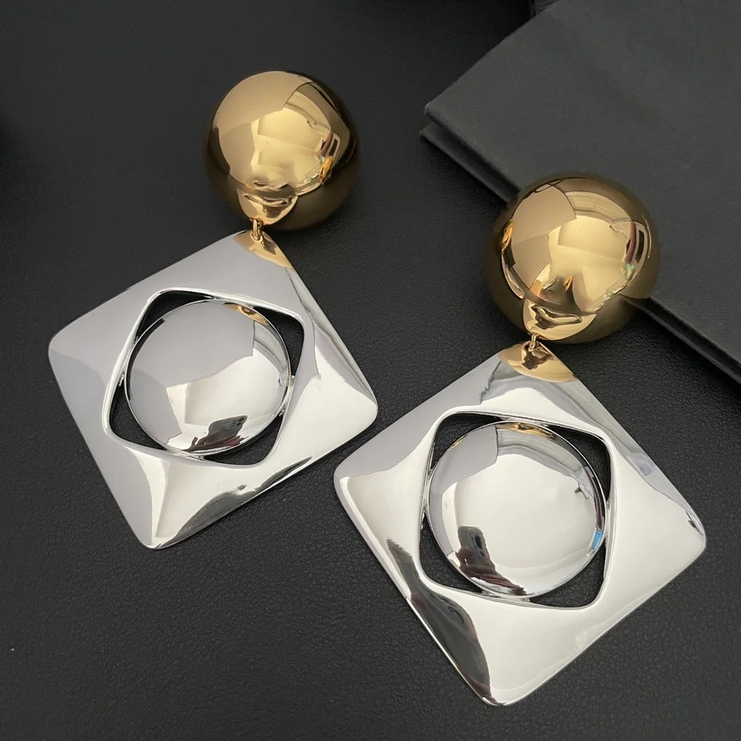Europe Designer Gold Silver Circular Geometric Large Earrings Ear Clip Women Top Quality Luxury Jewelry Trend