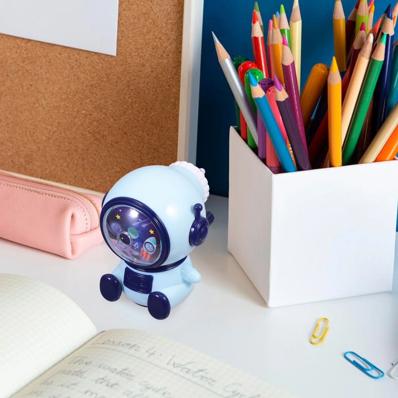 

Manual Pencil Sharpener Cartoon Astronaut Design Long Lasting Plastic Metal Compact Effective Safe Smooth Portable Handheld