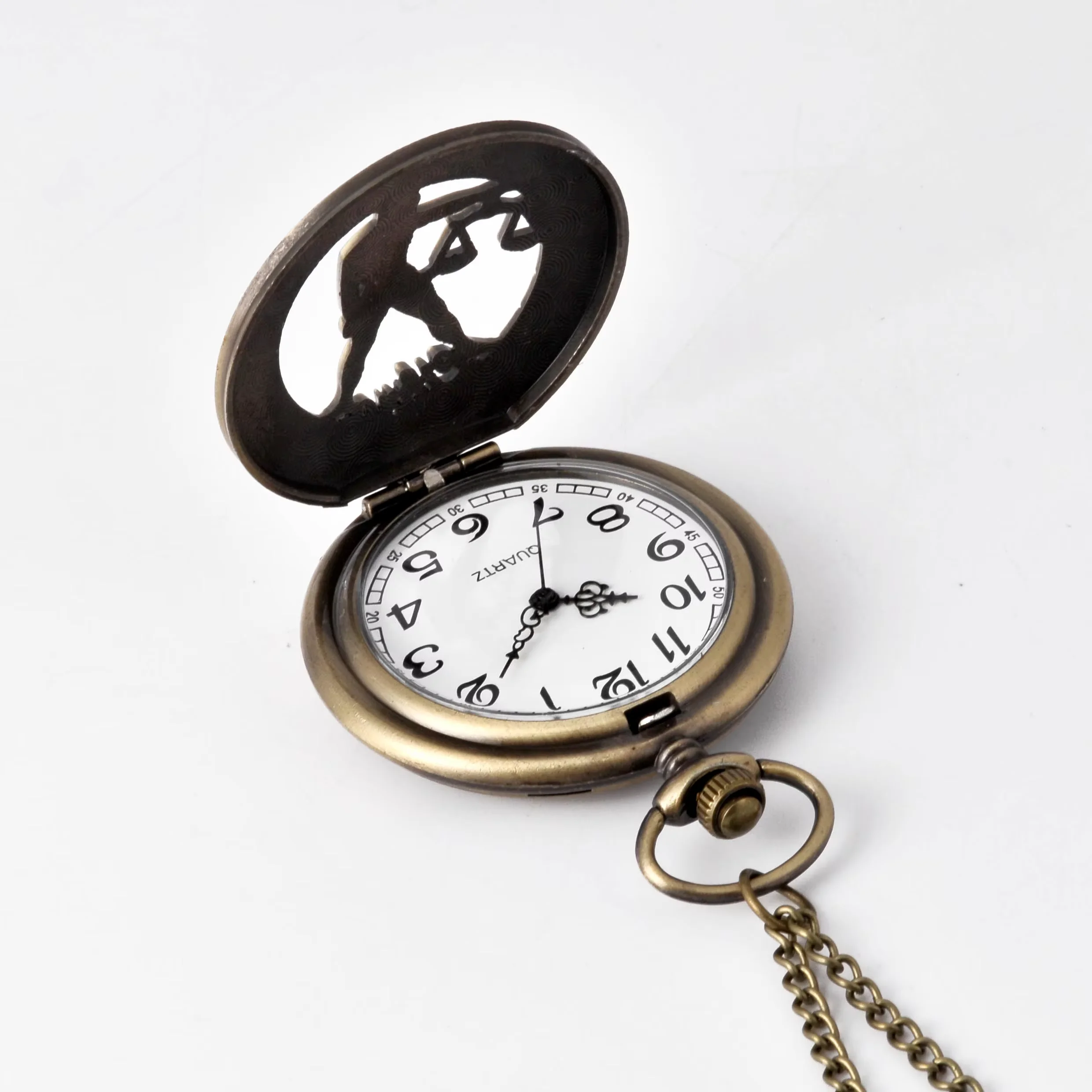 大きなブロンズ中空彫刻人物と天秤座の新しいデザインが革新的なアラビア数字クォーツ懐中時計