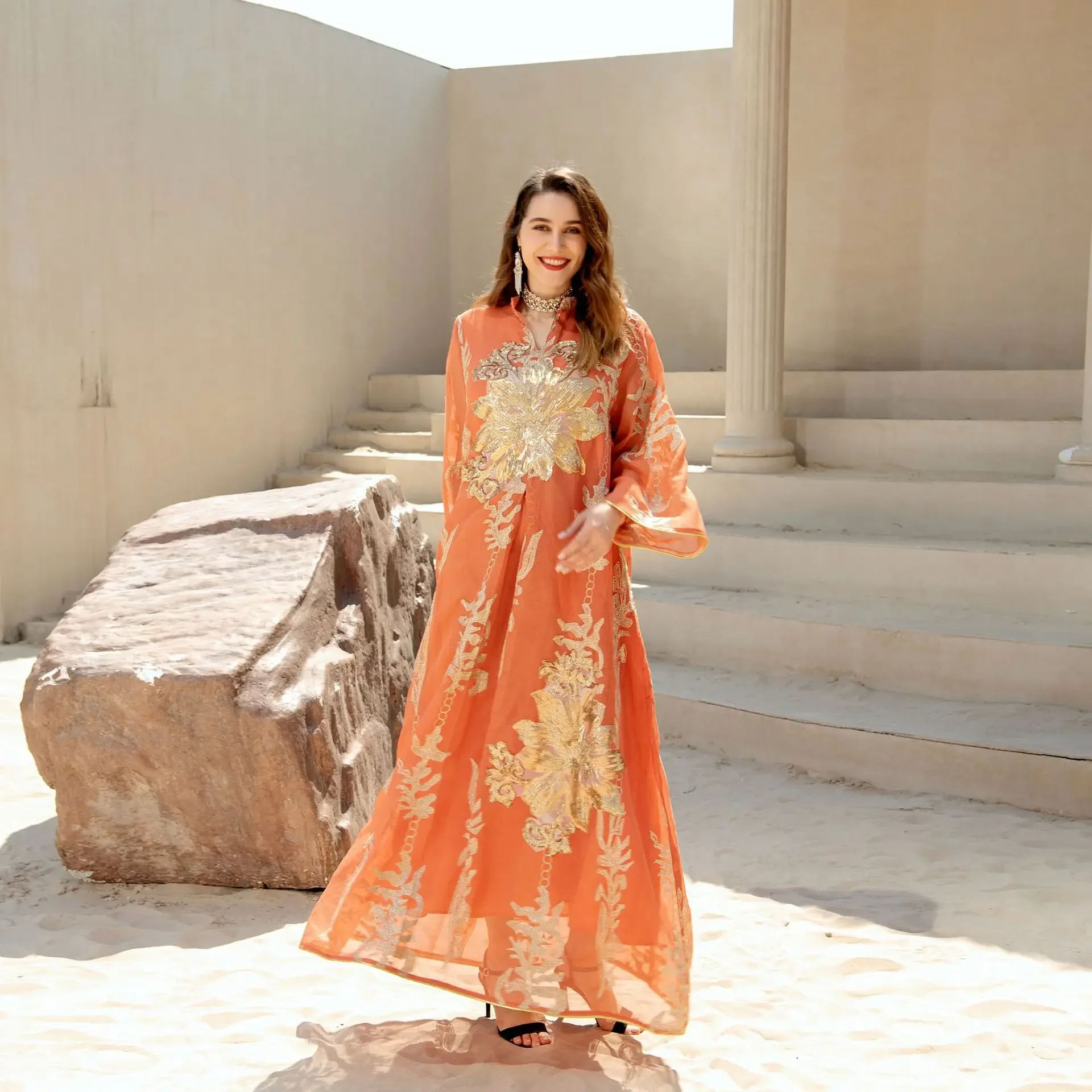 

2024 мусульманское модное платье Женская абайя вышитые Блестки вечерние длинные платья Кафтан Дубай ИД хиджаб Рамадан мусульманская одежда 2023