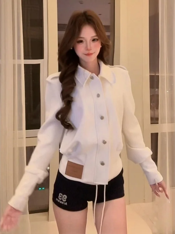 เสื้อโค้ทผู้หญิงสไตล์เรโทรอเมริกัน คอปกสีขาว แบบเกาหลี ลำลอง ใส่สบาย อุ่น กระดุมหน้า ทรงหลวม สำหรับฤดูหนาว