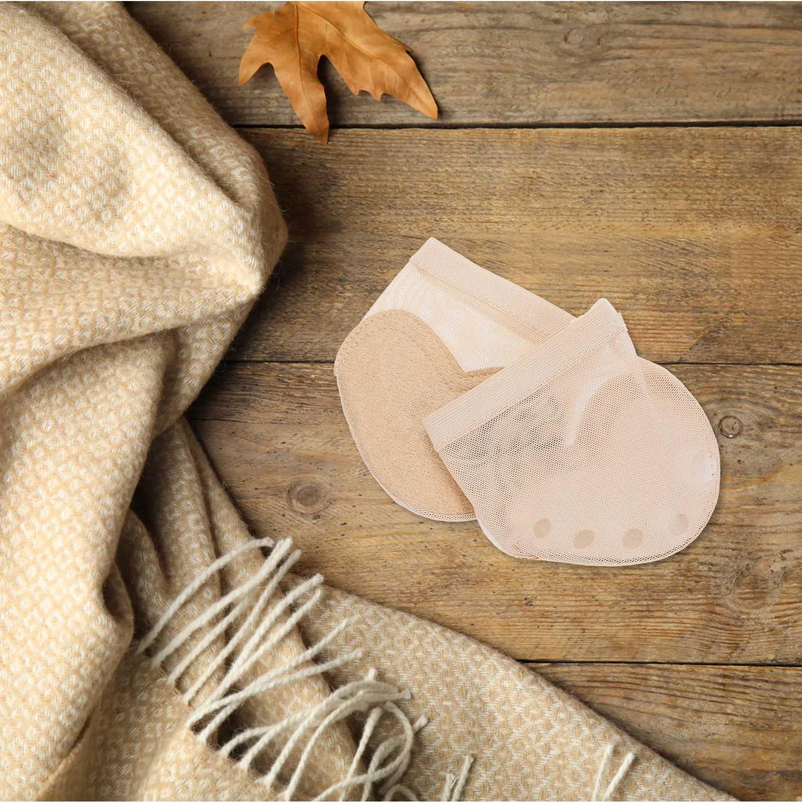 1Pair Professional Dance Shoes Forefoot Cushion 5 Holes Half Sole Elastic Comfortable Lightweight for Yoga Ballet Jazz Folk