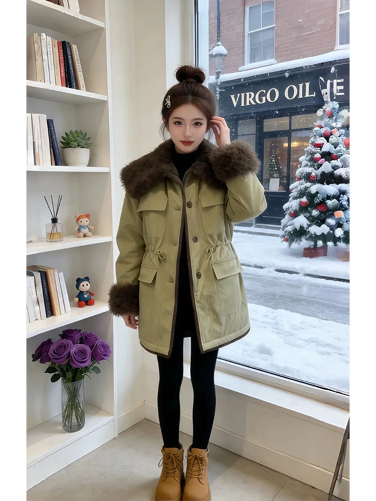 

Утепленная теплая парка из овечьей шерсти для женщин, новая зимняя модель, очень красивая, теплая, в стиле милитари, хлопковое пальто