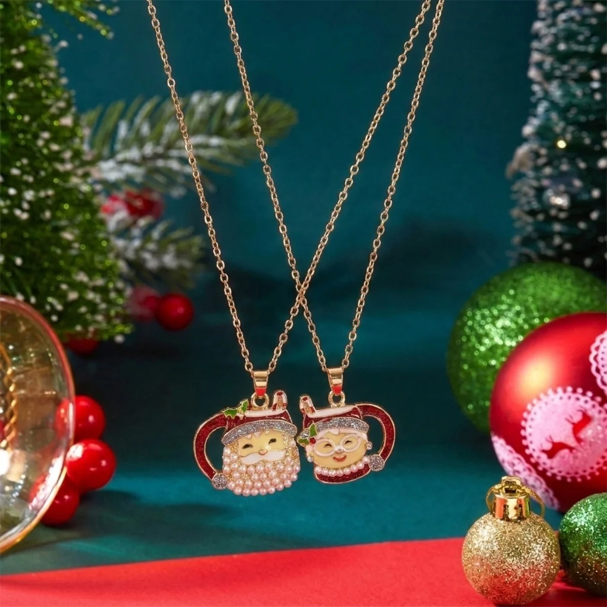 Weihnachts-Kletter-Santa-Weihnachtsmann-Geschenkbox-Anhänger-Halskette für Damen und Herren, Emaille-Santa-Weihnachtsmann-Teeservice-Choker, Neujahrsgeschenk-Schmuck – Detail 12