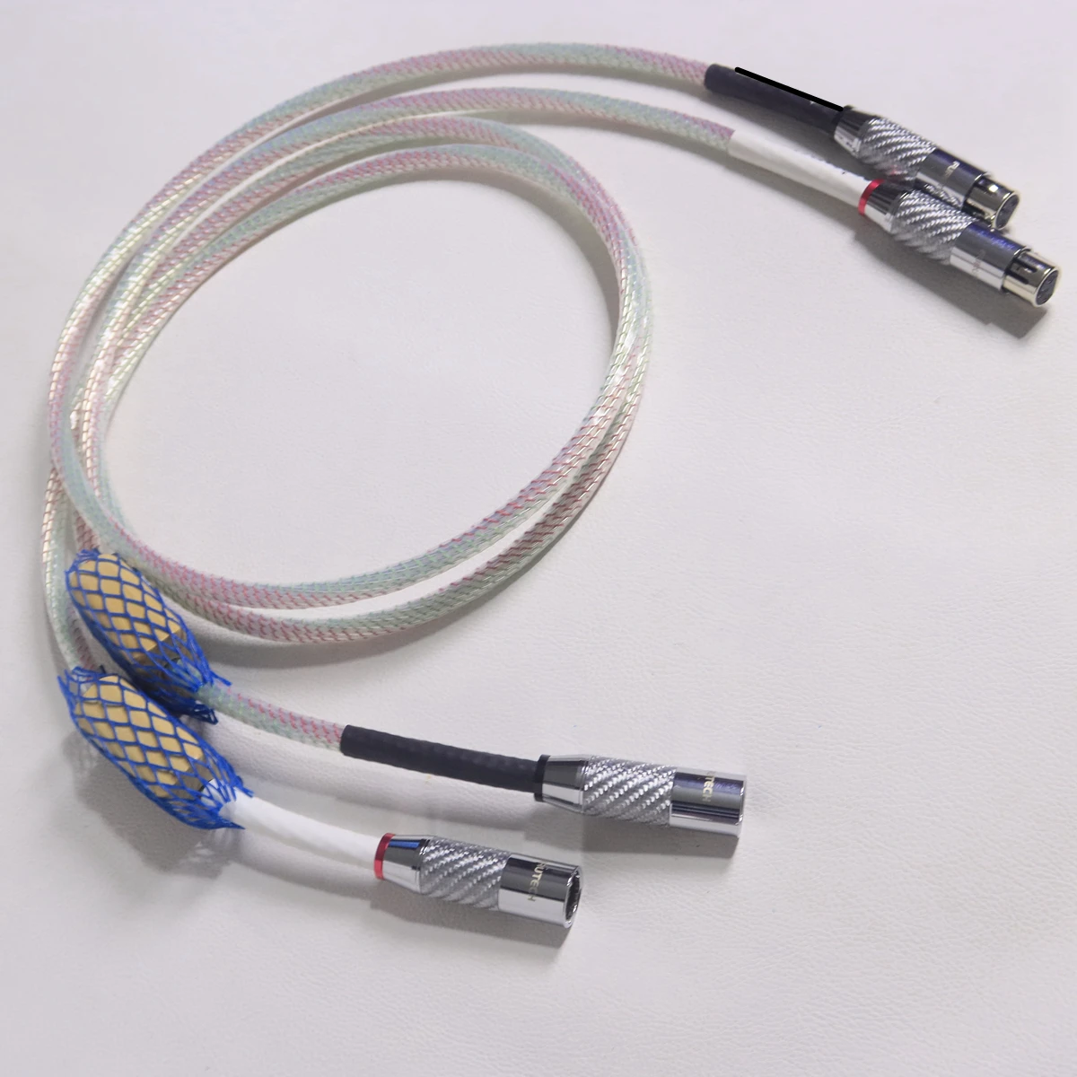 

1 Pair VALH supreme reference HiFi XLR Balaned Cable Carbon Fiber XLR Cable Male to Female Balanced Audio Cable with brand logo