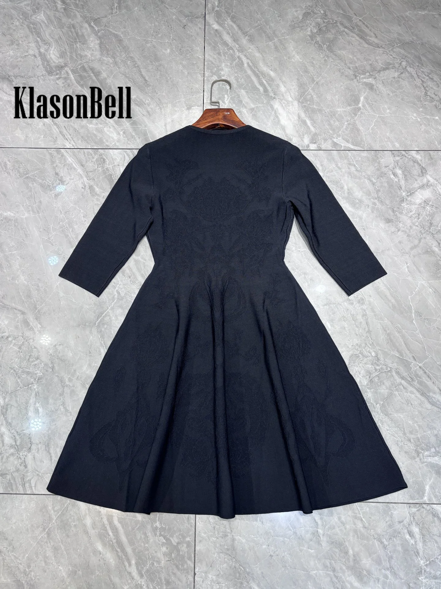 9.2 KlasonBell Women Vintage Fashion Flower Jacquard Half Sleeve Knit Dress O-Neck Collect Waist A-Line Mini Dress