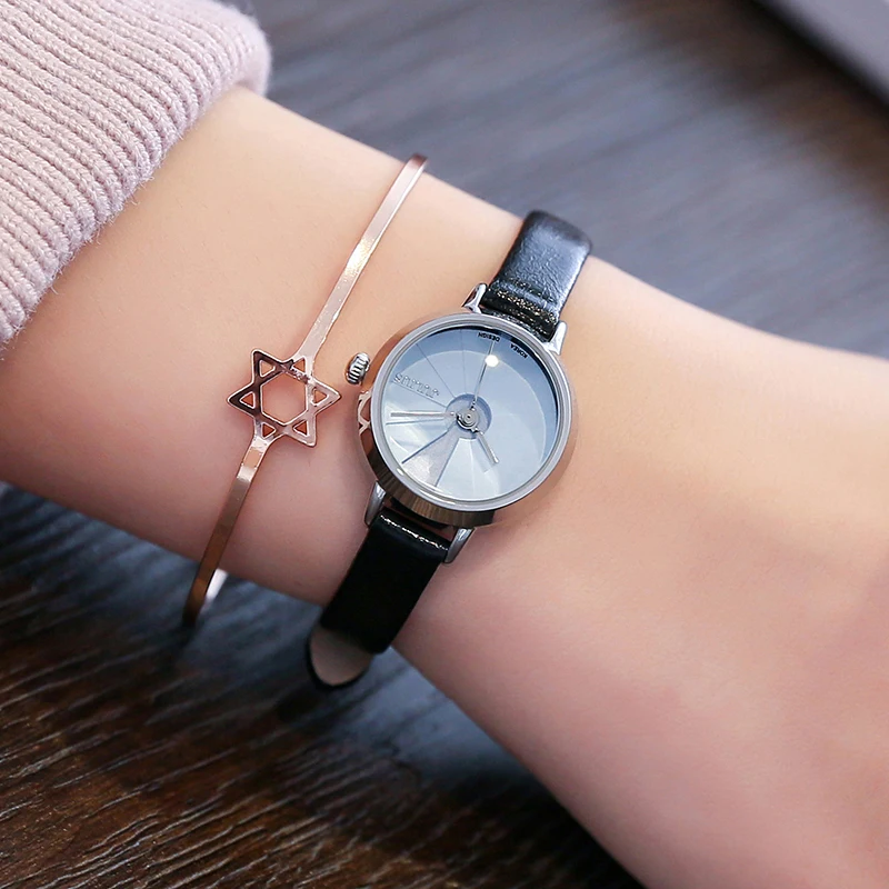 Women's retro minimalist Korean style fashion watch with leather strap, small quartz watch, women's stainless steel wristwatch.