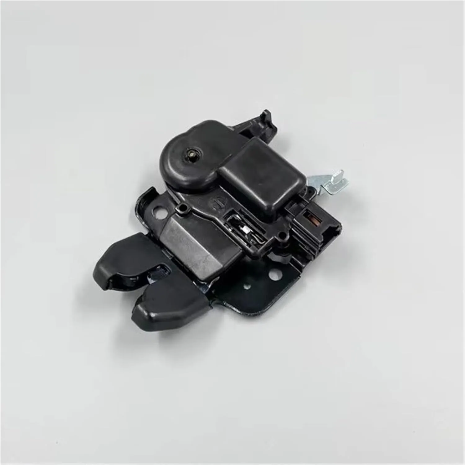 OE# 84631-EW000 Tailgate Boot Lock for Nissan for Bluebird for Sylphy G11 G11Z KG11 NG11 G11L 2006 2007 2008-2012 Trunk Latch