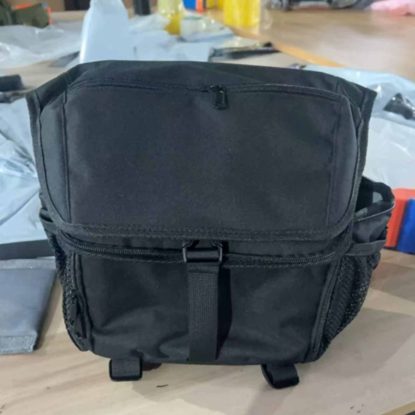Camera Shoulder Bag Polyester Mirrorless Camera Bag Compact Spacious for Photographers, Photo Walks, Travel