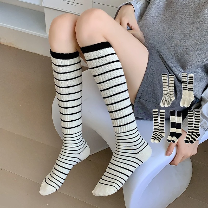 

5 пар модных универсальных полосатых носков до икр для женщин, новые осенне-зимние ретро-носки, простые ворсистые носки, женские длинные носки-трубы