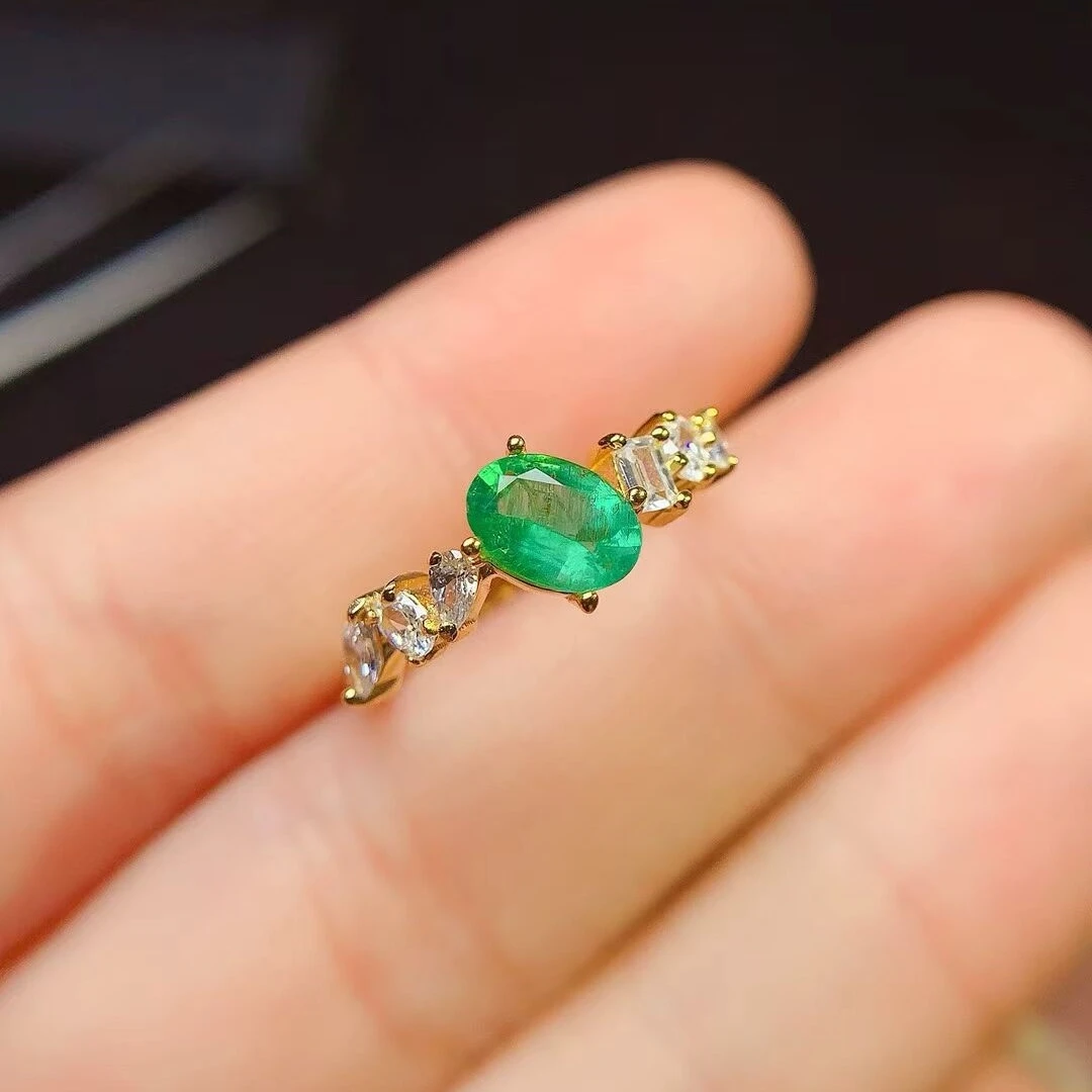 Los anillos de mujer de alta gama KJJEAXCMY adoptan esmeralda colombiana Natural, proceso de chapado en plata S925, transparente de alta definición