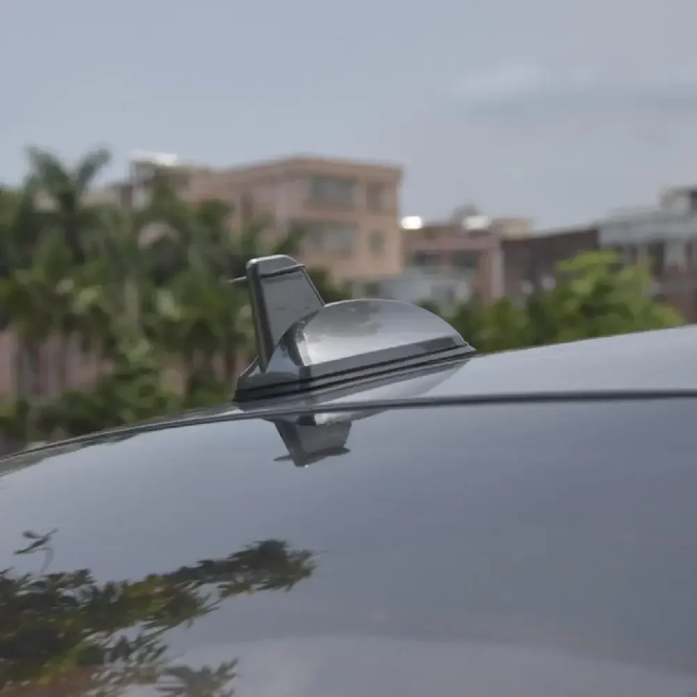1PCS Universal Car Shark Fin Antenna Auto Radio Signal Aerials Roof Antennas Car Styling Exterior Parts Aerials