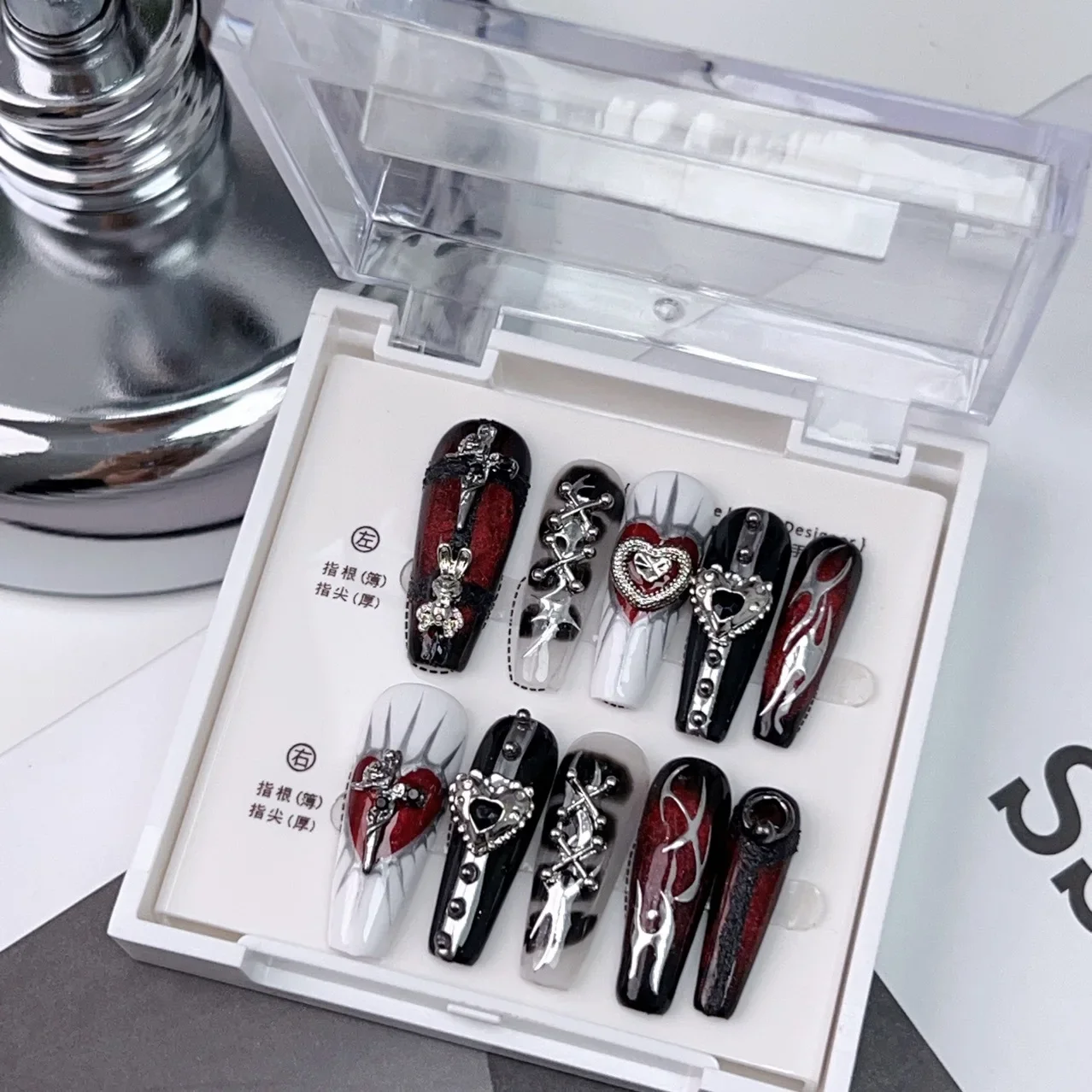 

Diy New Style Ferrous Metal Diamond Heavy Industry Hand Drawn Handmade Y2K Press on Nails Tips Design Manicure Spicy Girl