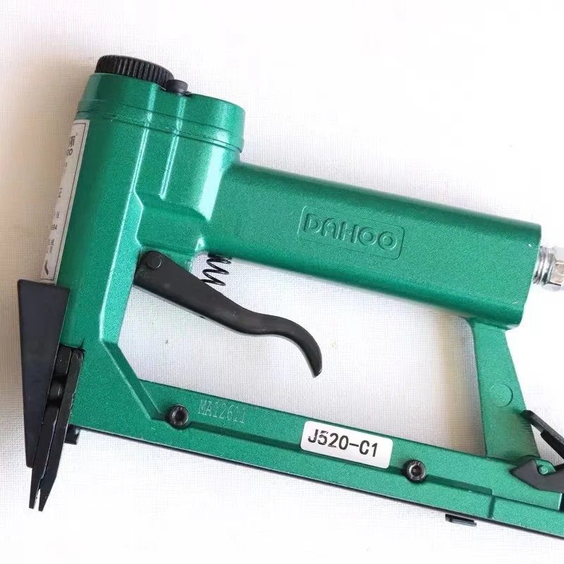 

Pneumatic Staples Gun Air Stapler for Photo Frame Slice Nails Picture Frame Back Plate Fixing Tool J520-C1